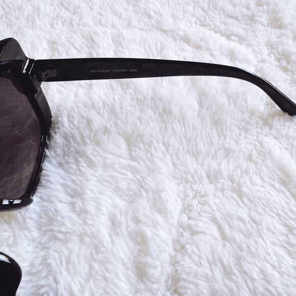 Eva Gloss Black Square-Framed Sunglasses - Picture 6 of 13